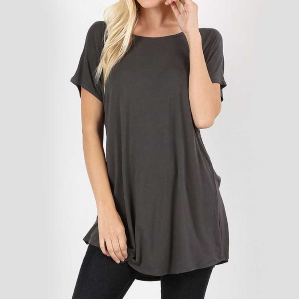 Round Neck Drop Shoulder Top in Grey